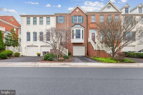 209 Blaze Climber Way, Rockville, MD 20850