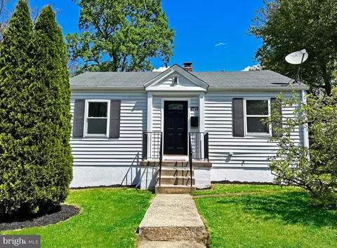 2711 Newton St, Silver Spring, MD 20902