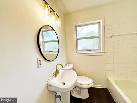 2711 Newton St, Silver Spring, MD 20902 photo 7