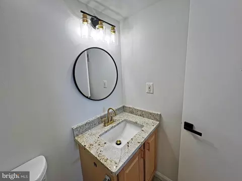2711 Newton St, Silver Spring, MD 20902 photo 10