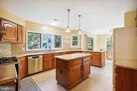 Kitchen - 13112 Riviera Ter, Silver Spring, MD 20904 photo 3 of 3