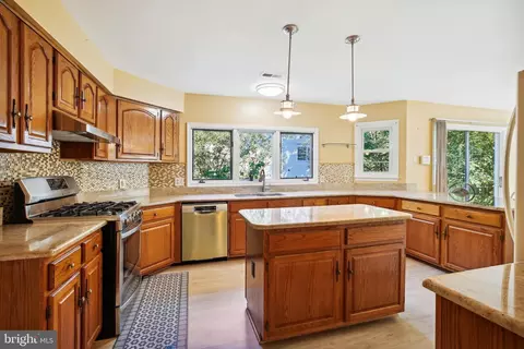 Kitchen - 13112 Riviera Ter, Silver Spring, MD 20904 photo 2 of 3
