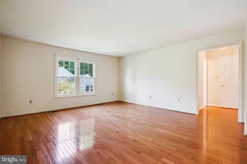Living - 13112 Riviera Ter, Silver Spring, MD 20904 photo 5 of 5