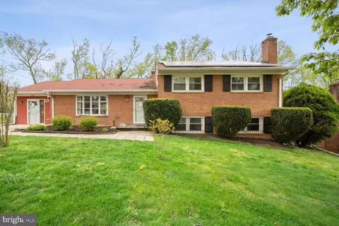 Exterior - 2017 Forest Dale Dr, Silver Spring, MD 20903 photo 2 of 9