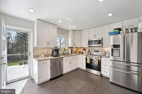 Kitchen - 2017 Forest Dale Dr, Silver Spring, MD 20903 photo 1 of 3