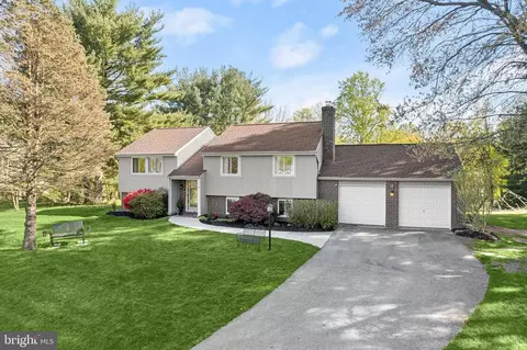 6 Bell Bluff Ct, Gaithersburg, MD 20879