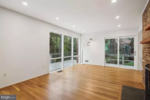Living - 3934 Rickover Rd, Silver Spring, MD 20902 photo 3 of 8