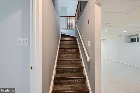 Entry Way - 10400 Windfall Ct, Damascus, MD 20872 photo 2 of 2