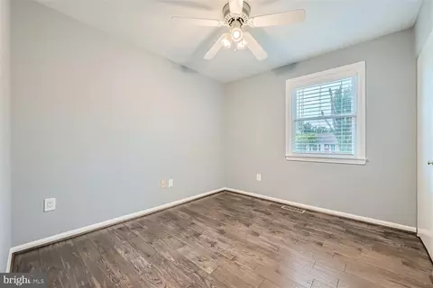 Bedroom - 10400 Windfall Ct, Damascus, MD 20872 photo 3 of 4