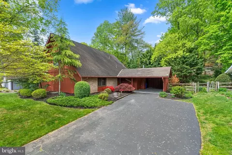 19008 Alpenglow Ln, Brookeville, MD 20833