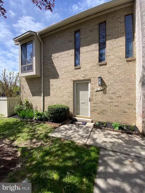 10163 Ridgeline Dr, Montgomery Village, MD 20886