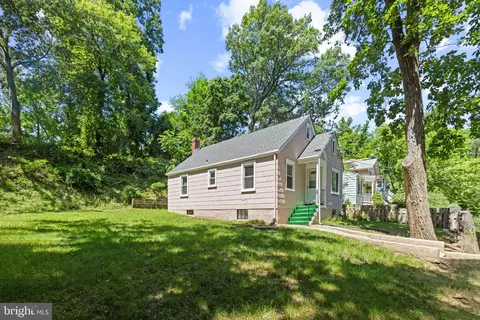 6712 Cockerille Ave, Takoma Park, MD 20912
