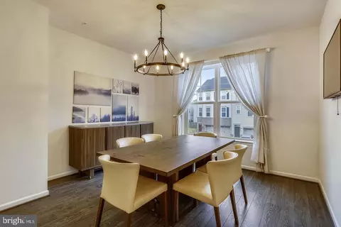 Dining - 3525 Landing Way, Silver Spring, MD 20906 photo 3 of 4