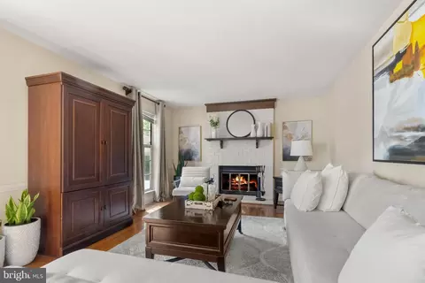 Living - 12911 Hawkshead Ter, Silver Spring, MD 20904 photo 4 of 10