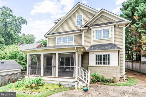 2028 Lanier Dr, Silver Spring, MD 20910 photo 8