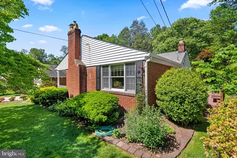 13230 Bregman Rd, Silver Spring, MD 20904 photo 3
