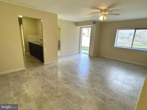 12207 Braxfield Ct #47, Rockville, MD 20852