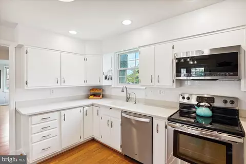 Kitchen - 9203 Summit Rd, Silver Spring, MD 20910 photo 1 of 3