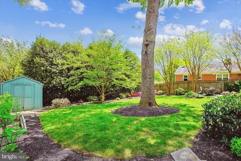 Exterior - 9203 Summit Rd, Silver Spring, MD 20910 photo 3 of 11