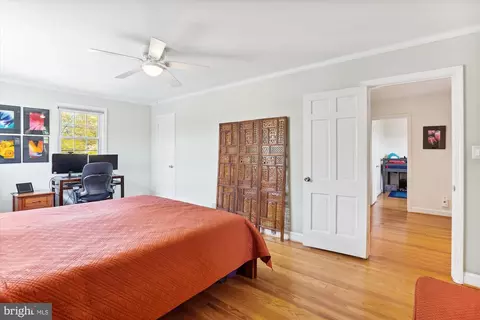 Bedroom - 9203 Summit Rd, Silver Spring, MD 20910 photo 2 of 6