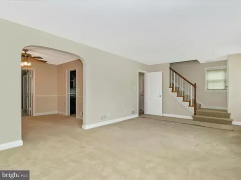 Living - 217 Indian Spring Dr, Silver Spring, MD 20901 photo 4 of 4