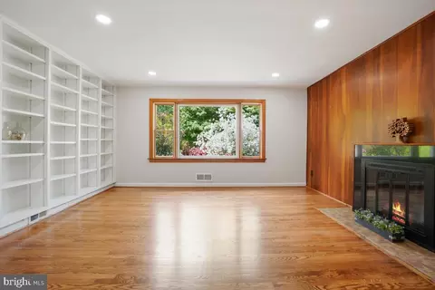 1912 Norvale Rd, Silver Spring, MD 20906 photo 4