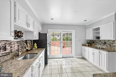 Kitchen - 12706 Rigdale Ter, Silver Spring, MD 20904 photo 2 of 5