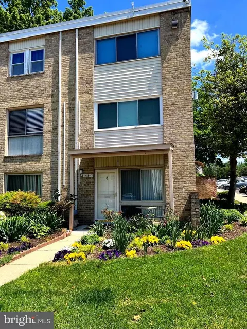 3141 University Blvd W #3141-C, Kensington, MD 20895