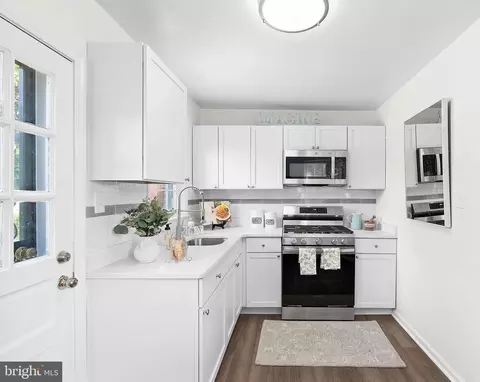 10110 Mckenney Ave, Silver Spring, MD 20902 photo 18