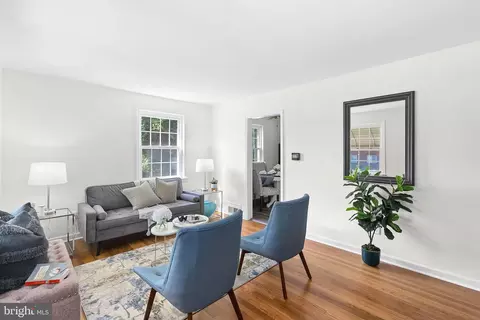 10110 Mckenney Ave, Silver Spring, MD 20902 photo 5