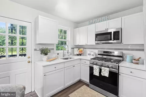 10110 Mckenney Ave, Silver Spring, MD 20902 photo 2