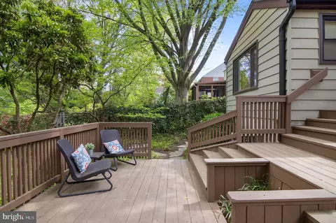 Exterior - 9123 Sudbury Rd, Silver Spring, MD 20901 photo 5 of 8