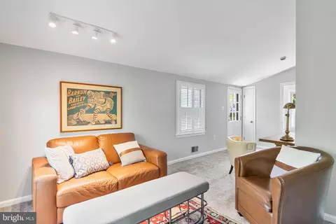 Living - 9123 Sudbury Rd, Silver Spring, MD 20901 photo 3 of 4
