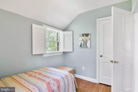 Bedroom - 9123 Sudbury Rd, Silver Spring, MD 20901 photo 7 of 8