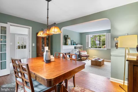 Dining - 9123 Sudbury Rd, Silver Spring, MD 20901 photo 1 of 3