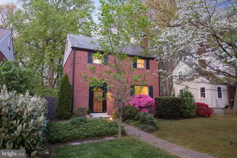 Exterior - 9123 Sudbury Rd, Silver Spring, MD 20901 photo 2 of 8