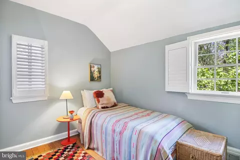 Bedroom - 9123 Sudbury Rd, Silver Spring, MD 20901 photo 8 of 8