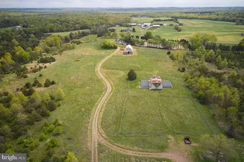14710 Sugarland Rd, Poolesville, MD 20837 photo 9