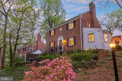 Exterior - 612 Ellsworth Dr, Silver Spring, MD 20910 photo 2 of 11