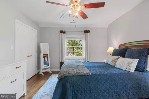 Bedroom - 612 Ellsworth Dr, Silver Spring, MD 20910 photo 3 of 10