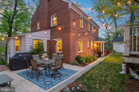 Exterior - 612 Ellsworth Dr, Silver Spring, MD 20910 photo 6 of 11