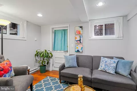 Living - 612 Ellsworth Dr, Silver Spring, MD 20910 photo 5 of 5