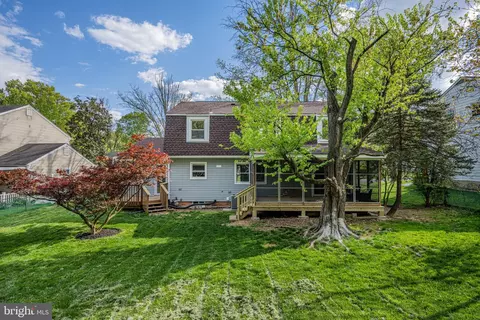 Exterior - 1517 Arbor View Rd, Silver Spring, MD 20902 photo 7 of 8