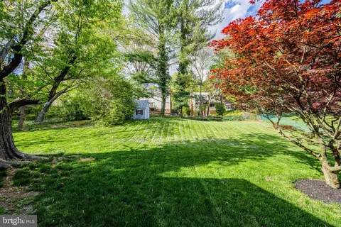 Exterior - 1517 Arbor View Rd, Silver Spring, MD 20902 photo 5 of 8