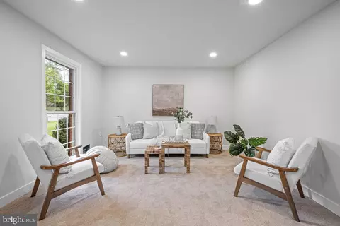 Living - 1517 Arbor View Rd, Silver Spring, MD 20902 photo 7 of 7
