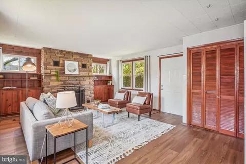 Living - 9805 Dilston Rd, Silver Spring, MD 20903 photo 5 of 8