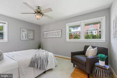 Bedroom - 2203 Ellis St, Silver Spring, MD 20910 photo 2 of 8