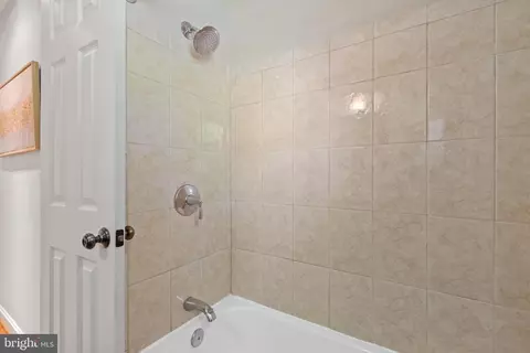 Bath - 2203 Ellis St, Silver Spring, MD 20910 photo 2 of 3