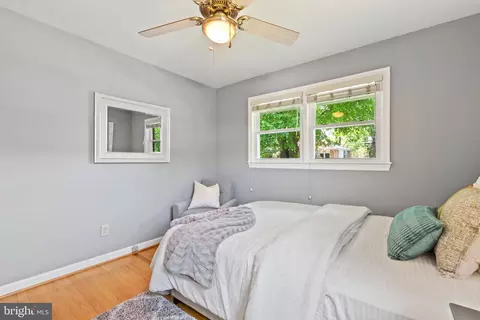Bedroom - 2203 Ellis St, Silver Spring, MD 20910 photo 6 of 8