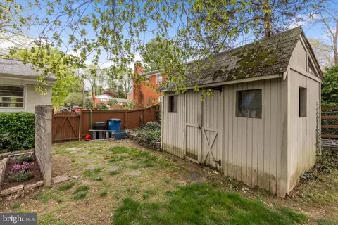 Exterior - 11804 Caplinger Rd, Silver Spring, MD 20904 photo 4 of 5